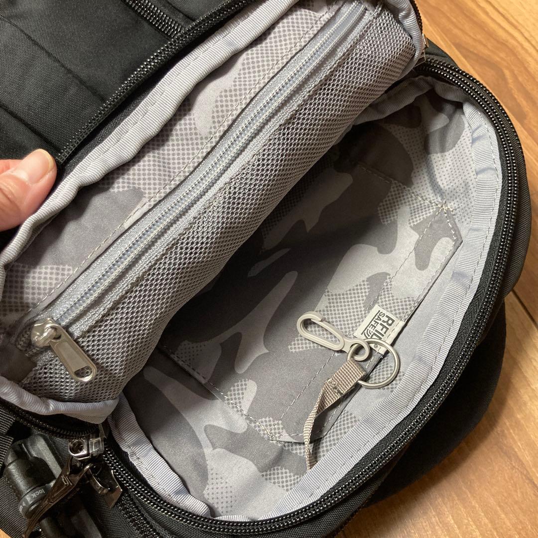 pacsafeパックセーフ 35L バックパック