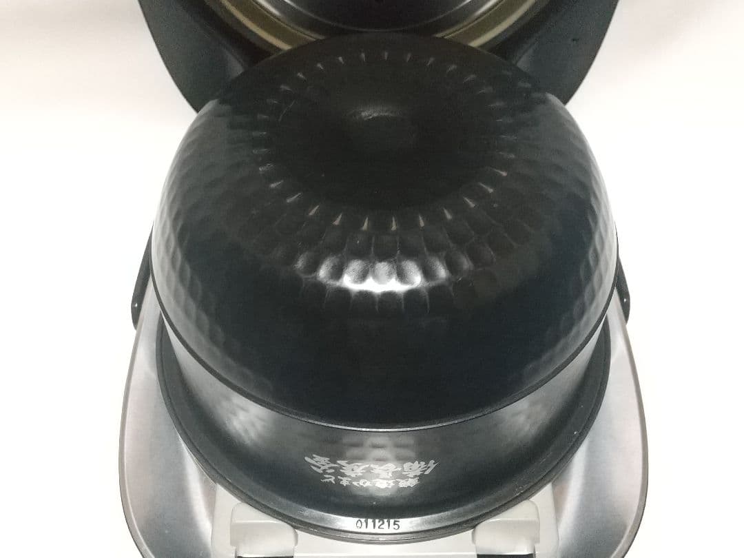 TOSHIBA 東芝 真空圧力IHジャー炊飯器 RC-10VXP