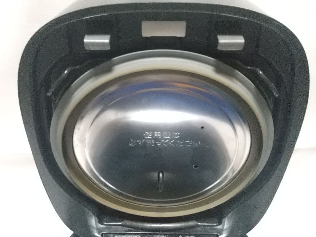 TOSHIBA 東芝 真空圧力IHジャー炊飯器 RC-10VXP