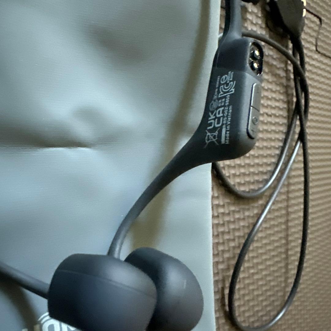 イヤホン Shokz OpenRun