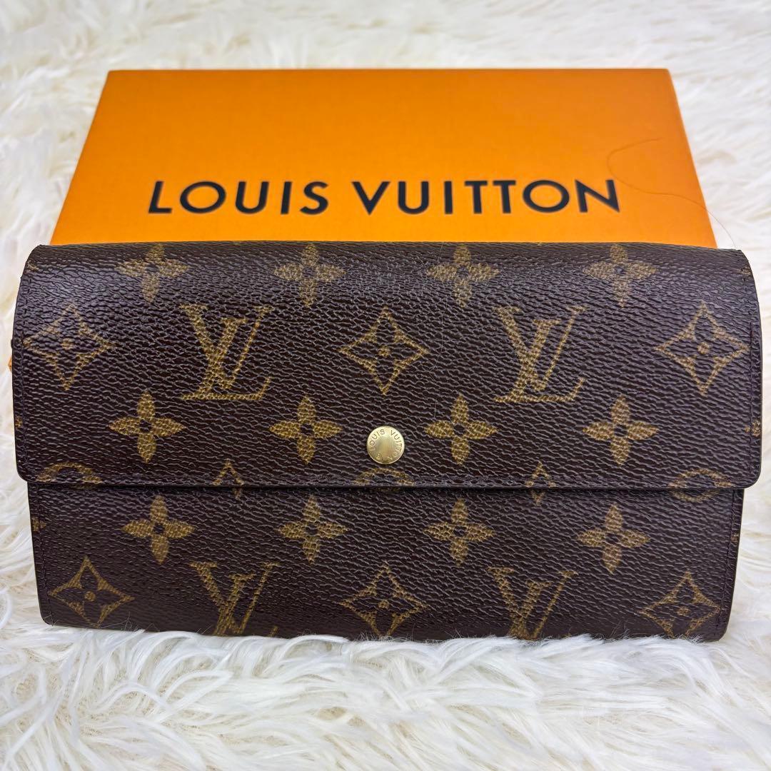 ルイヴィトン モノグラム ポルトフォイユ サラ 長財布　レディース　メンズ