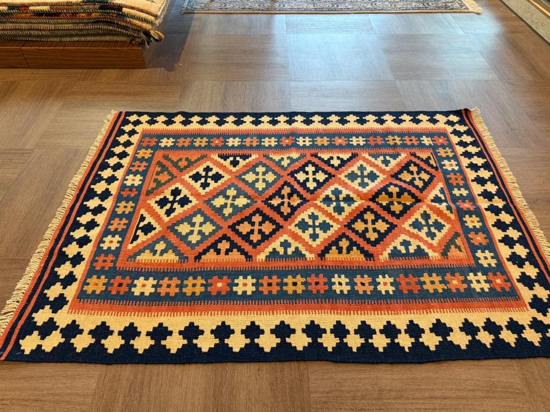 ペルシャキリム (キリム) ペルシャ絨毯 150x106cm 手織りラグ キリム