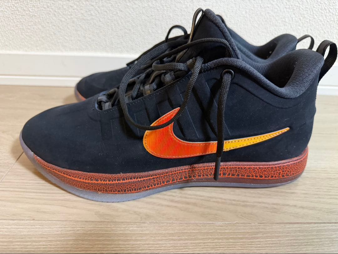 book2 NIKE デビン ブッカー