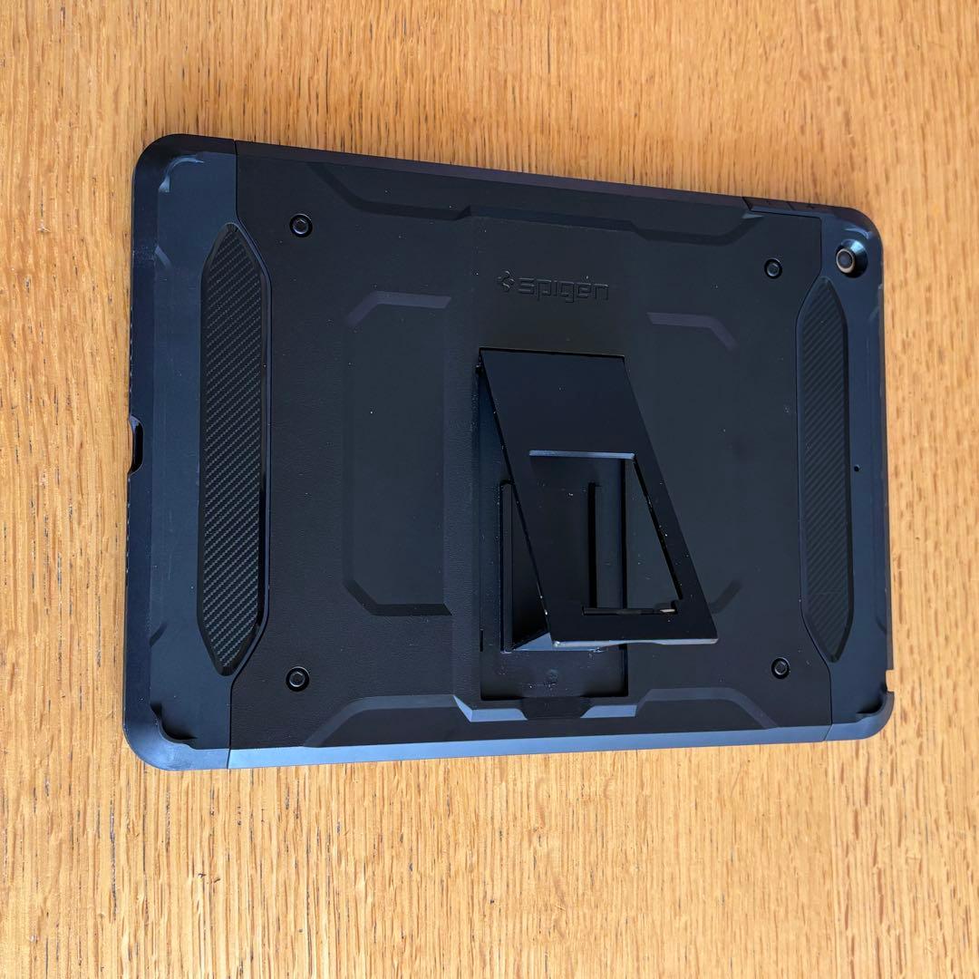 iPad 第5世代 Wi-Fiモデル 32GB 白