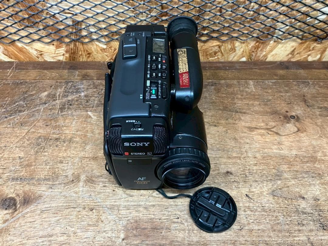 SONY★CCD-TR705★Hi8ビデオカメラ★8mm★送料無料