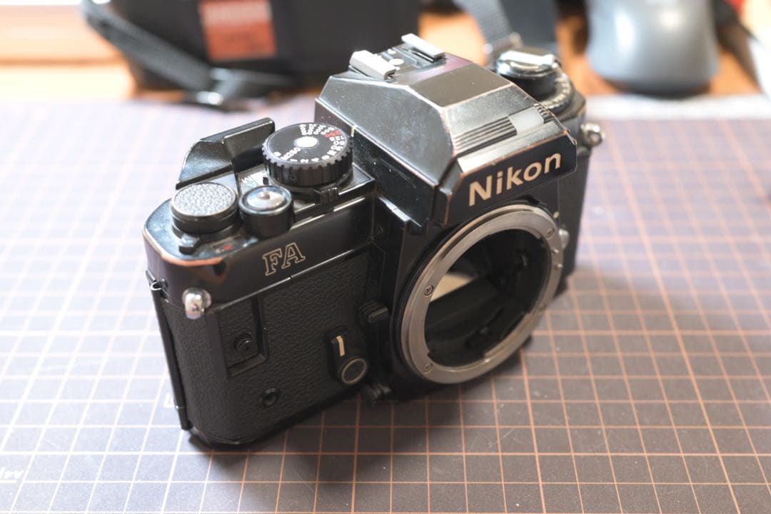 Nikon FA ブラック ボディ 【完動品】
