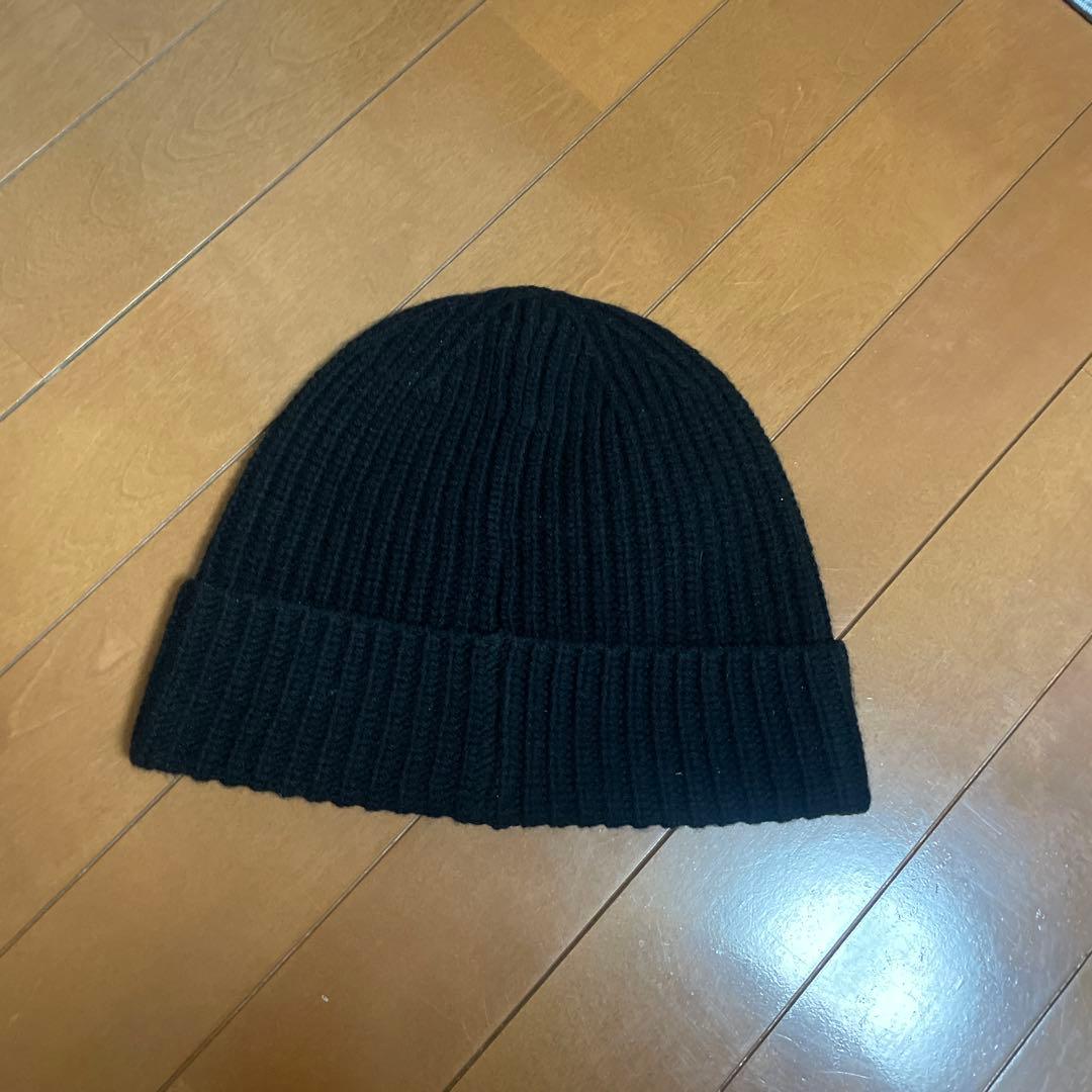 ストーンアイランドビーニー