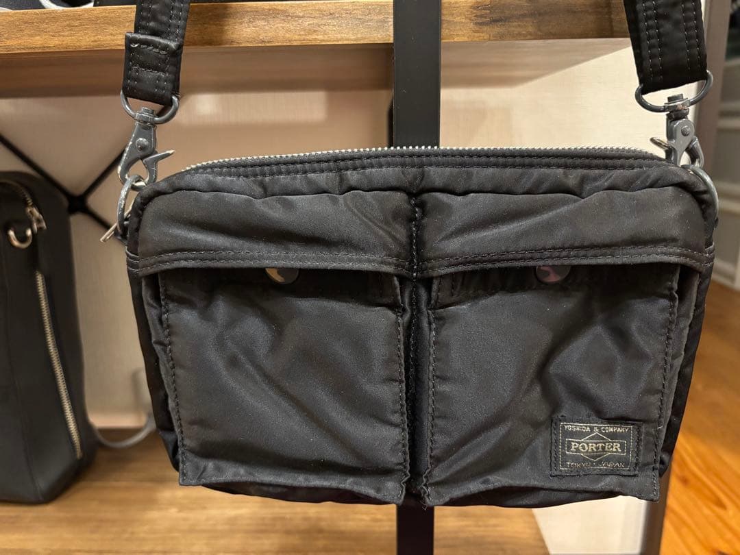 【美品】PORTER ブラックショルダーバッグ