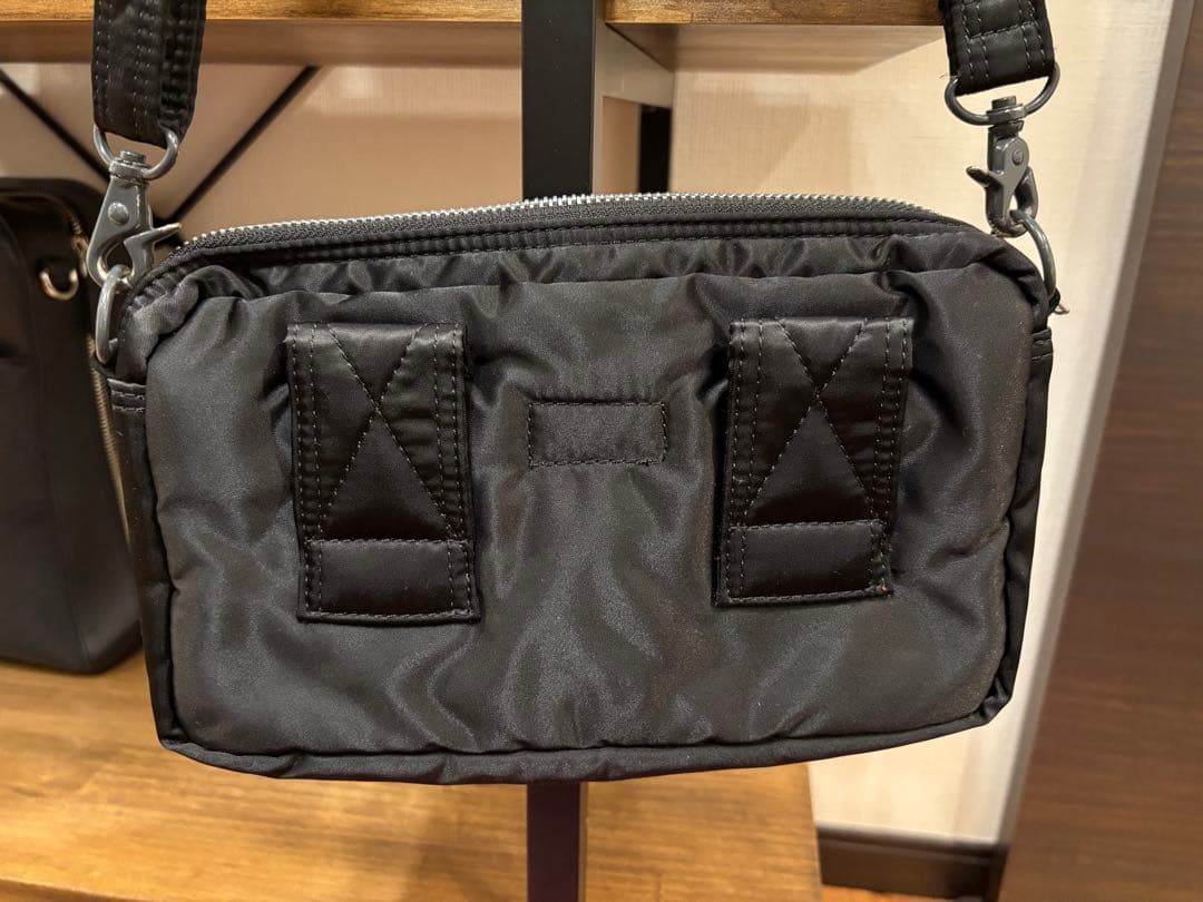 【美品】PORTER ブラックショルダーバッグ