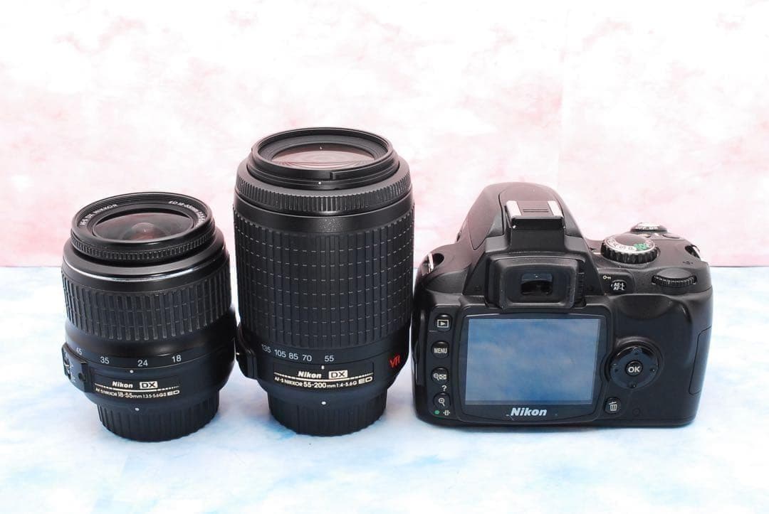 ニコン D40★入門セット★一眼レフカメラ★S数少！★望遠レンズ付Wレンズ