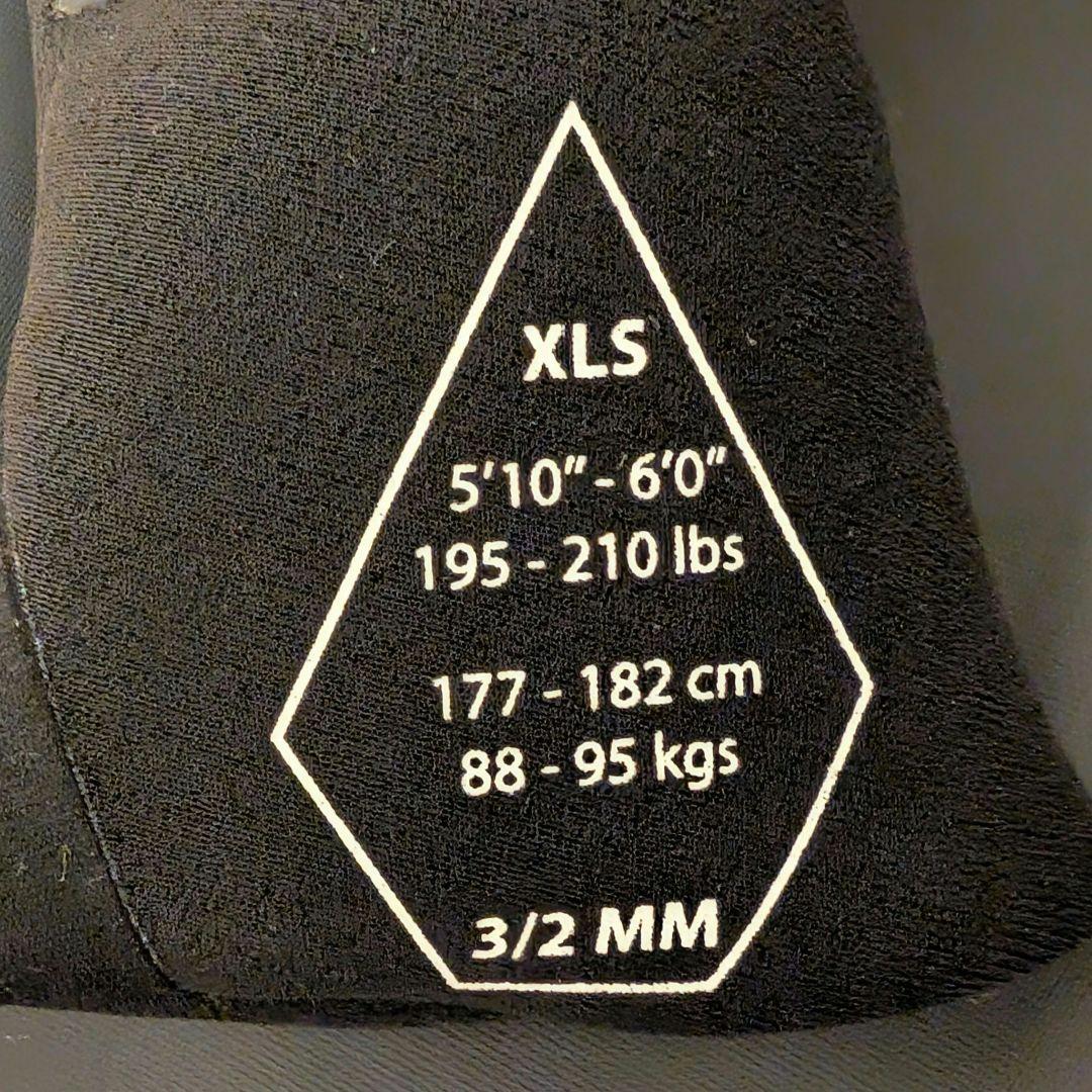 F*T様 Volcom モジュラーインナースーツ