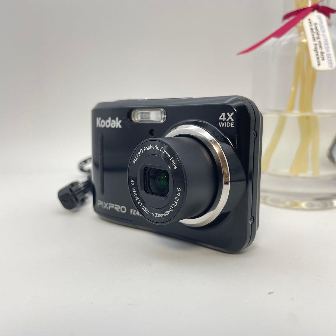 美品✨Kodak PIXPRO FZ43✨動作確認済 スマホ転送OK 単三電池♪