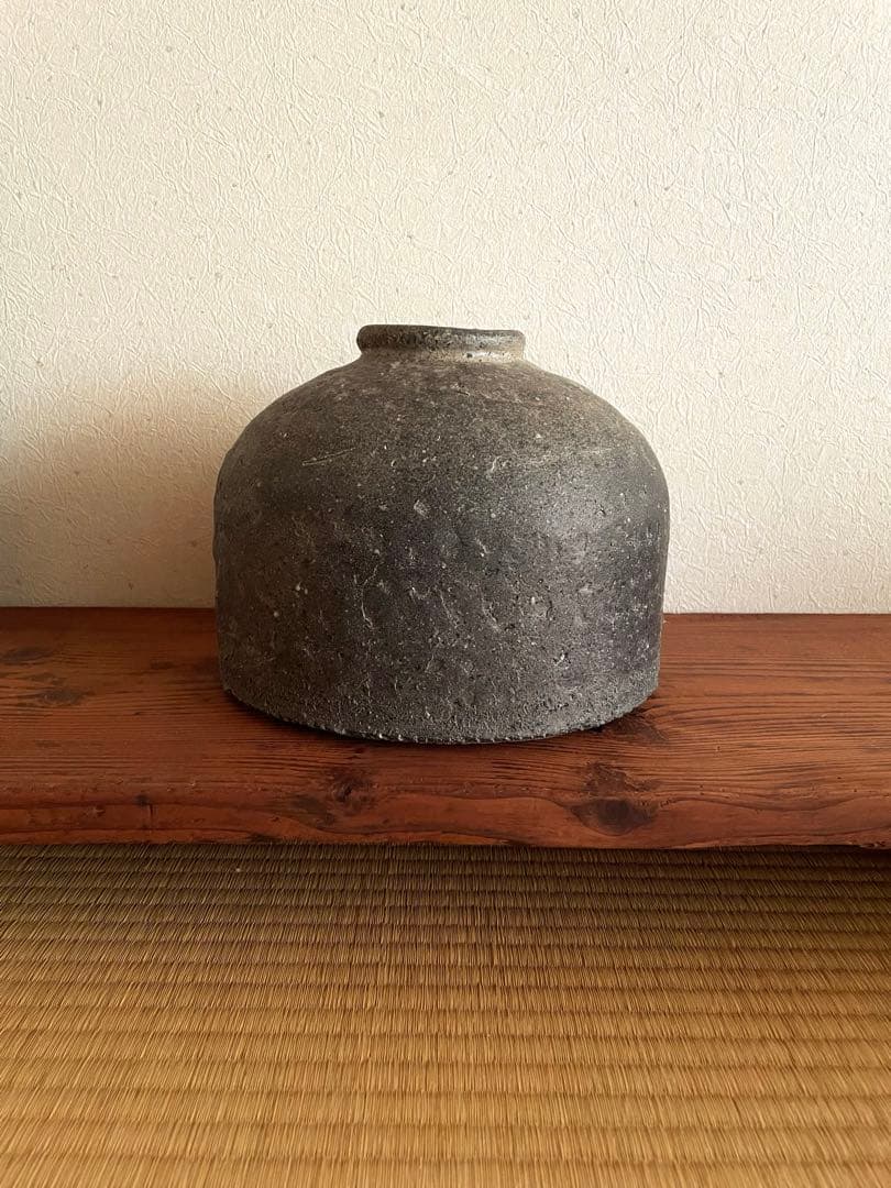 壺田亜矢作　陶器 花瓶