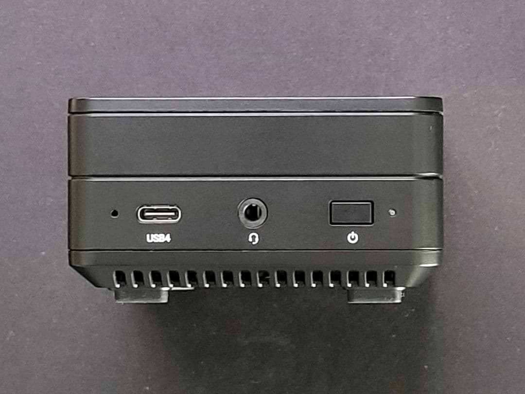 【美中古】 Minisforum EM680 SSD:512GB 付属品完備