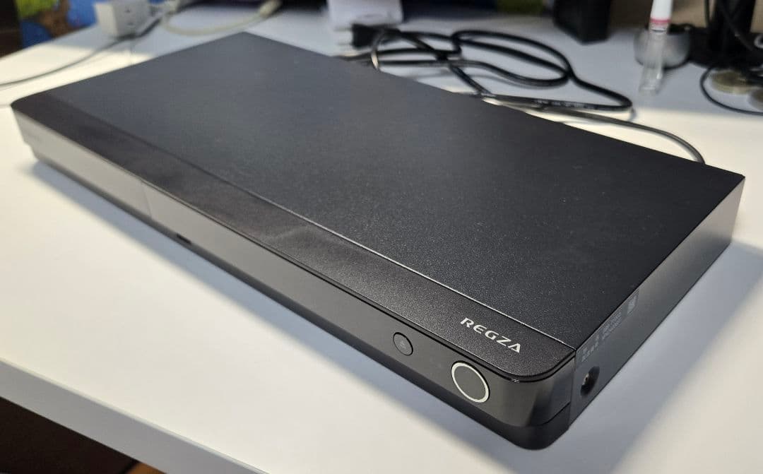 REGZA チューナー搭載ブルーレイレコーダー DBR-T1010 2022年製