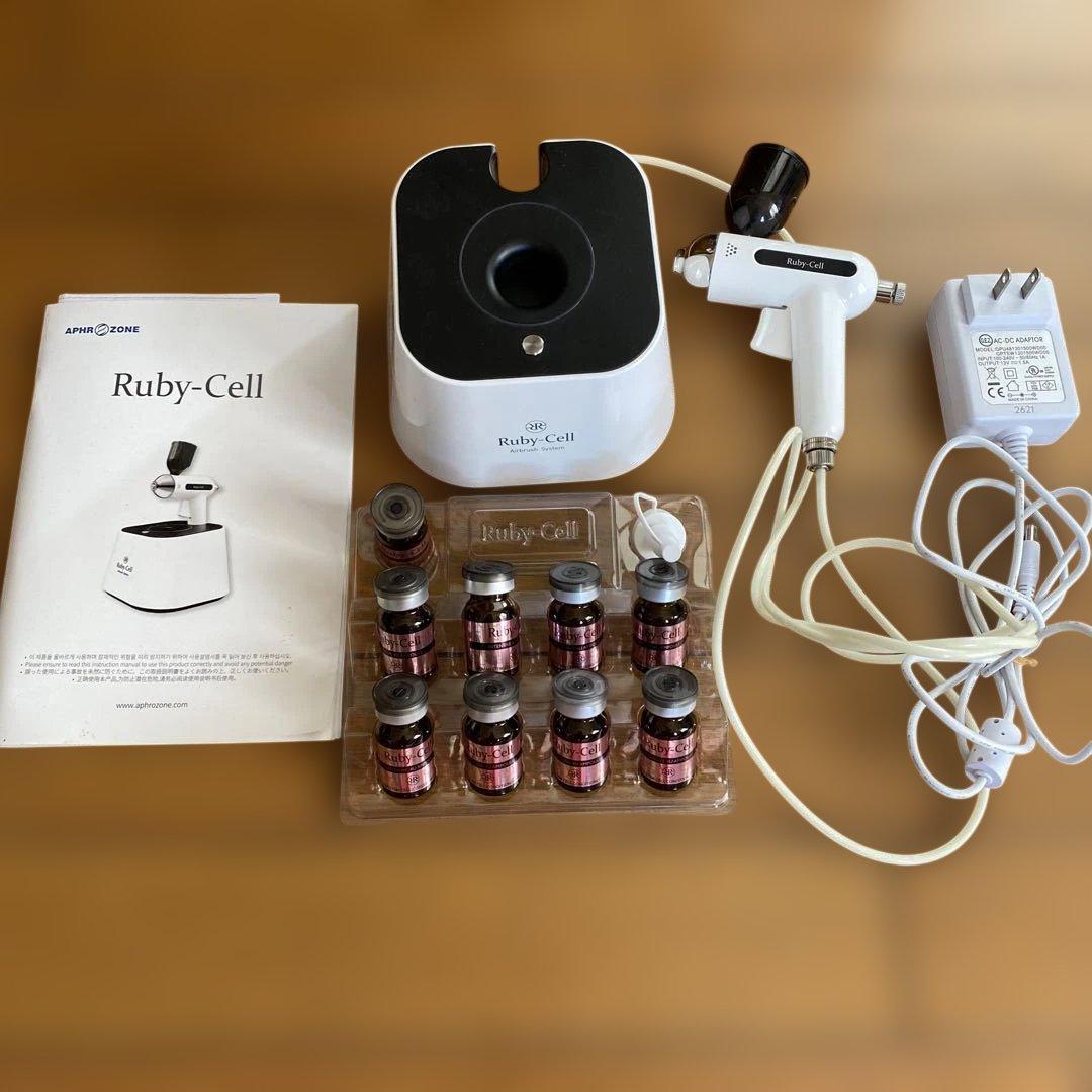 正品ルビーセル美顔器、美容液9本セット