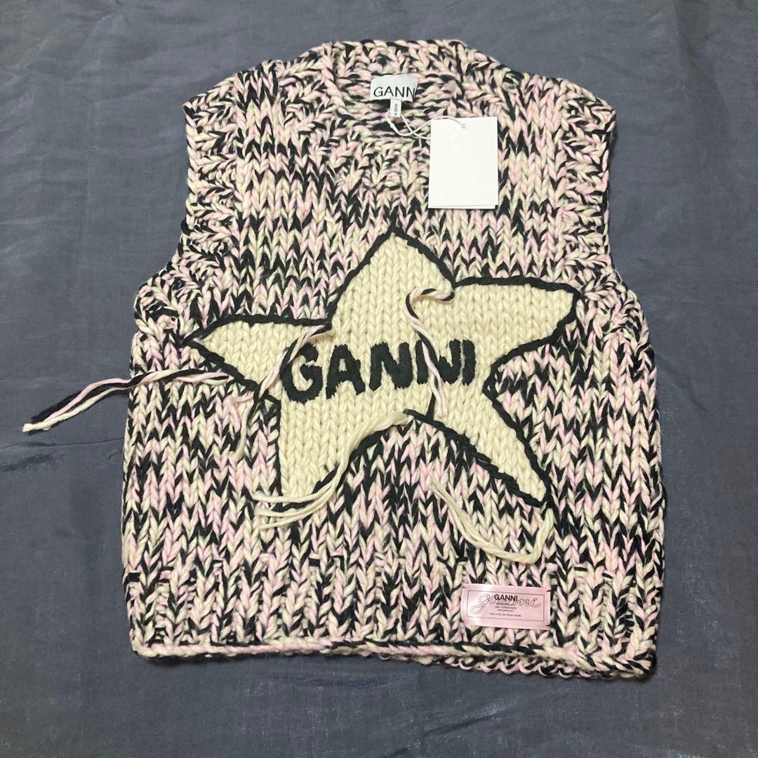 GANNI ニットベスト 星型ロゴ