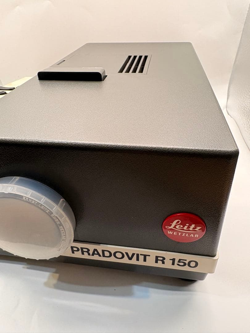 Leitz PRADOVIT R 150 プロジェクター本体