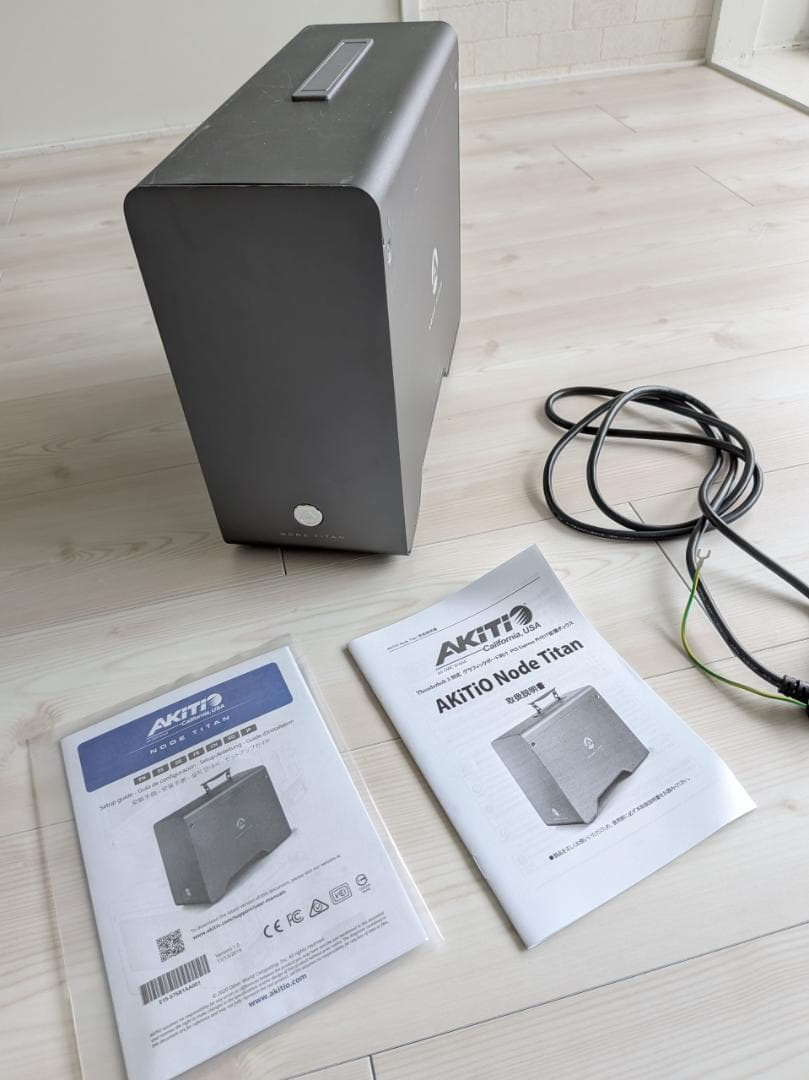 スピーカー・ウーファー AKITIO NODE TITAN Thunderbolt 3