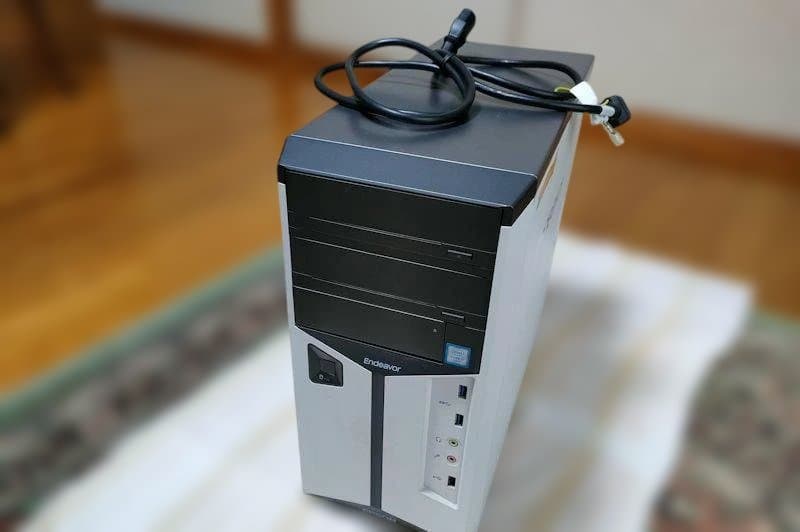 EPSON Endeavor デスクトップPC ホワイト 本体