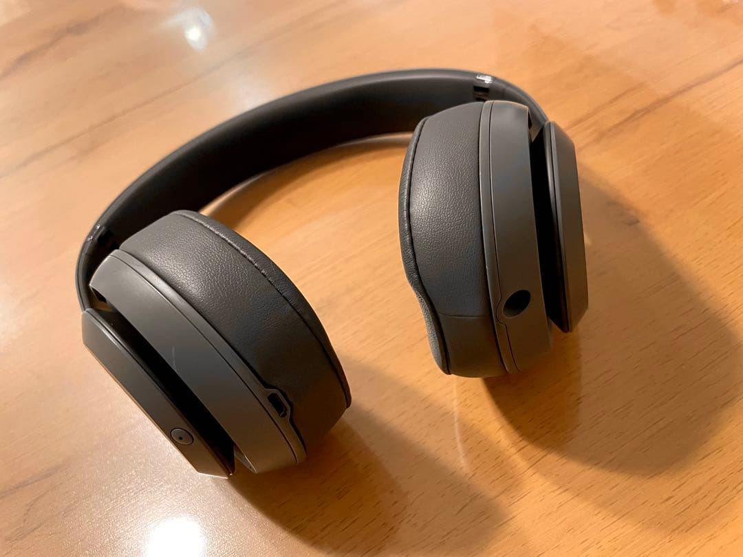 限定カラー! Beats Studio 3ワイヤレス ヘッドホン グレー