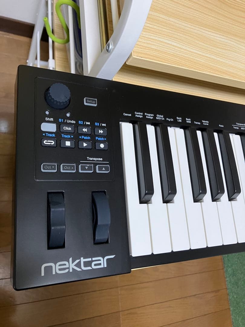 Nektar IMPACT GX61 MIDIキーボード