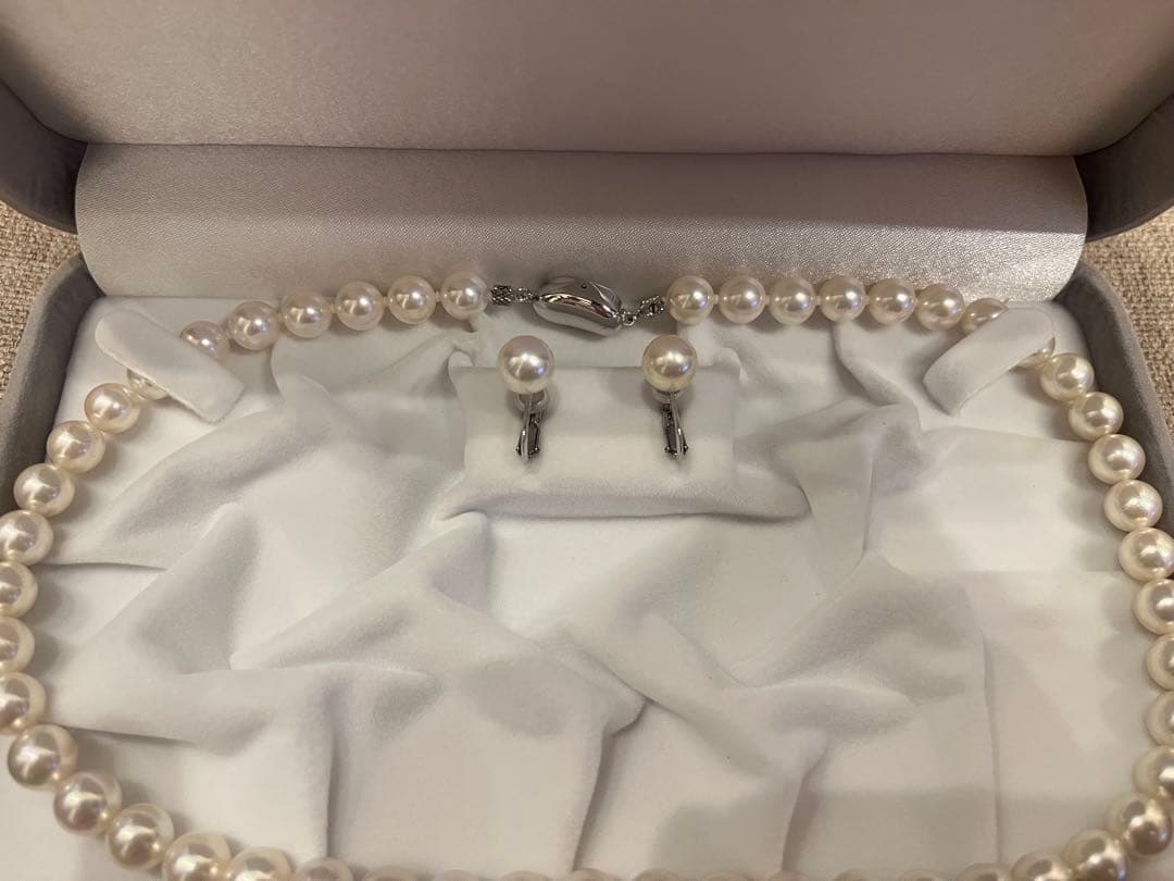 真珠パールネックレスとイヤリングセット　鑑別書付き