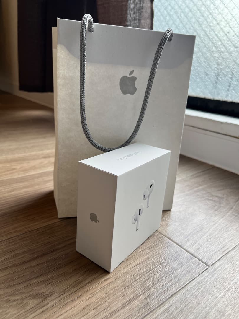 【新品・未開封】AirPods Pro (第2世代) ボウリング大会の優勝賞品！