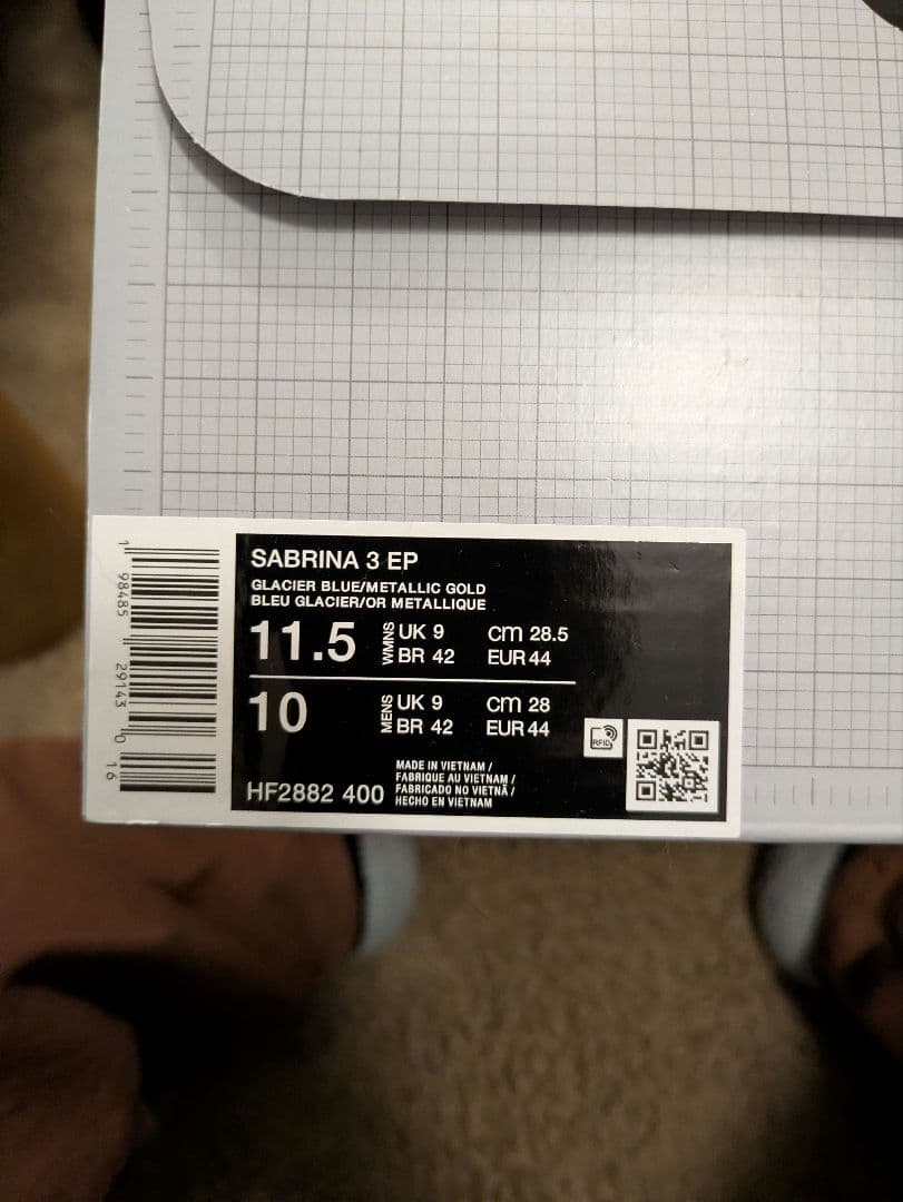 NIKE Sabrina 3 　サブリナ3