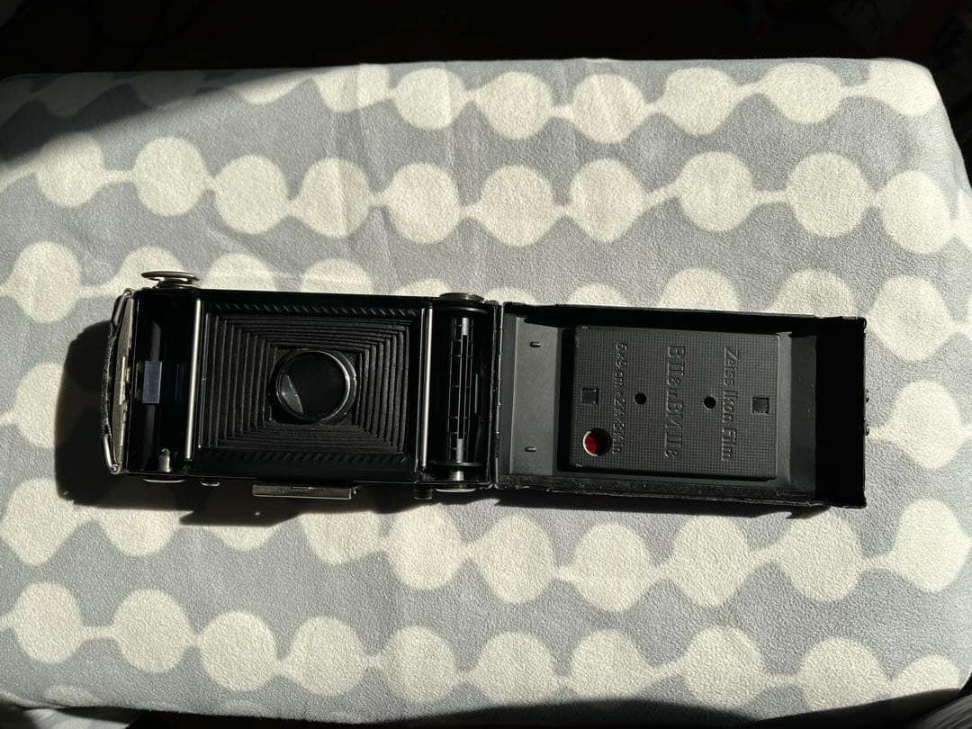 フィルムカメラ Final Price -Zeiss Ikon Nettar 515/2 OK