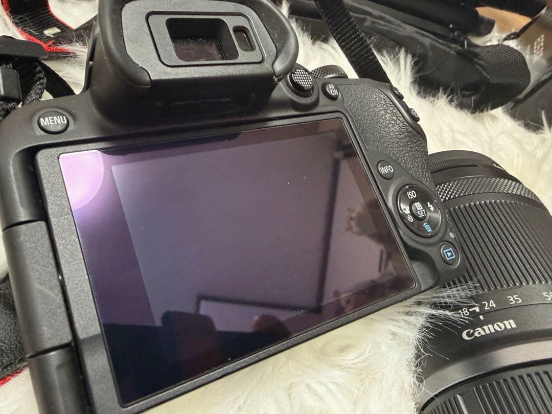 (本日限定)Canon EOS R10 18-150mmミラーレス一眼 お得