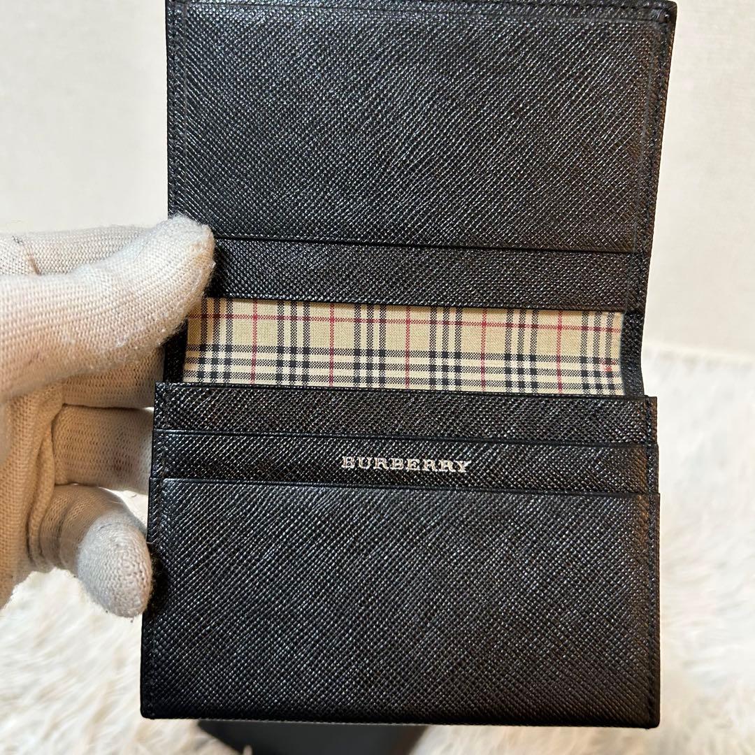 【未使用級✨サフィアーノレザー】バーバリー　名刺入れ　黒　ユニセックス　会社員