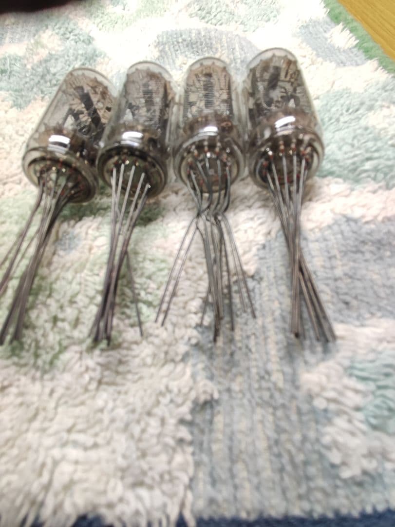 k*n様 ニキシー管　日本電気　LD-744　4ヶ