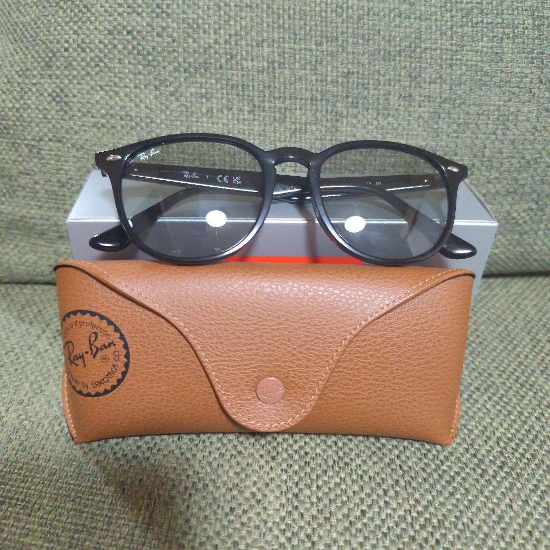 レイバンRayBan RB4259F601/87 BLACK/LIGHTGREY