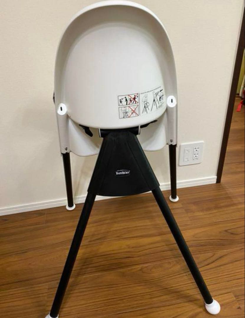 BABYBJÖRN ホワイトハイチェア　ベビービョルン　ハイチェア　ハーネス付き