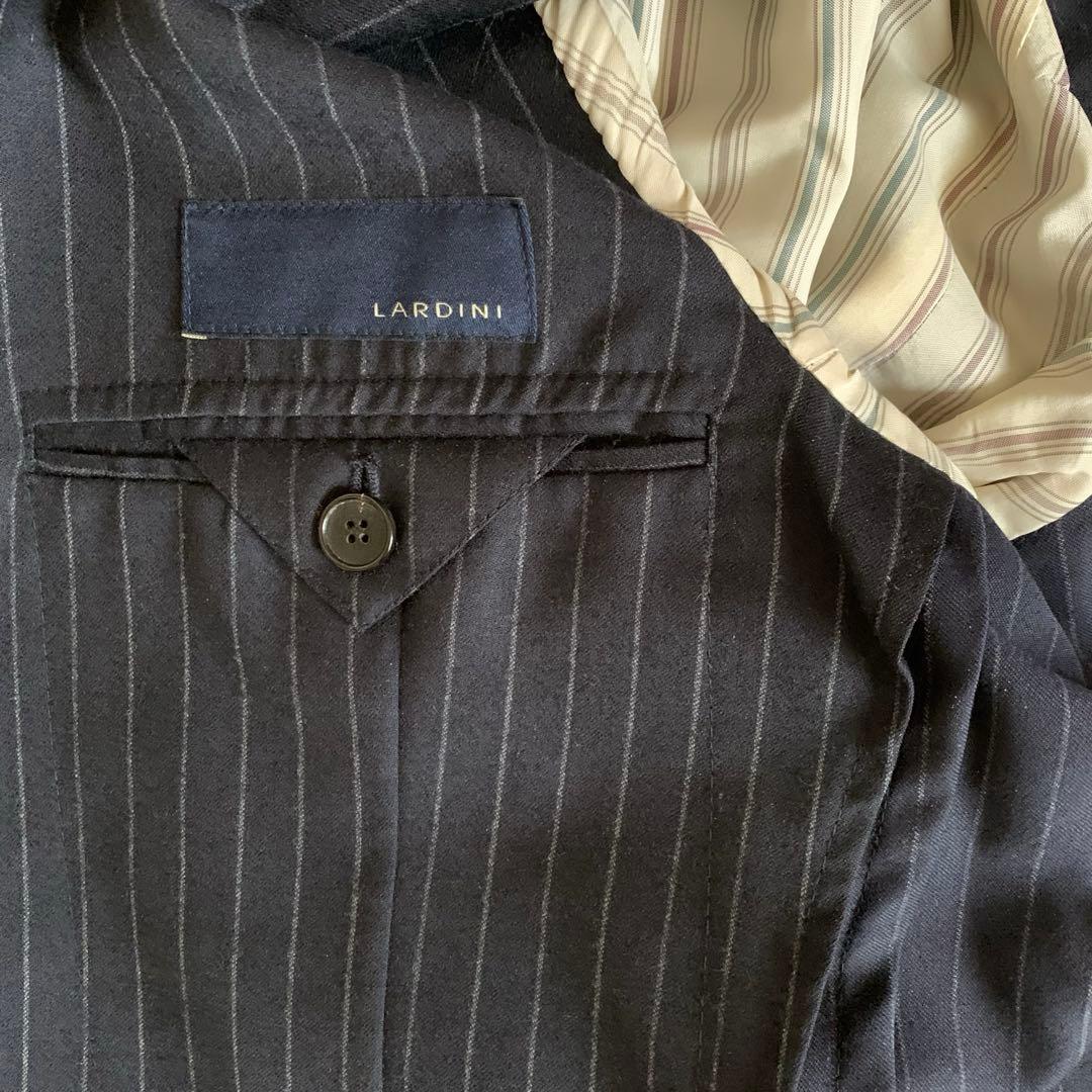 LARDINI シングルスーツ 866AQ ストライプ ウール ネイビー 46