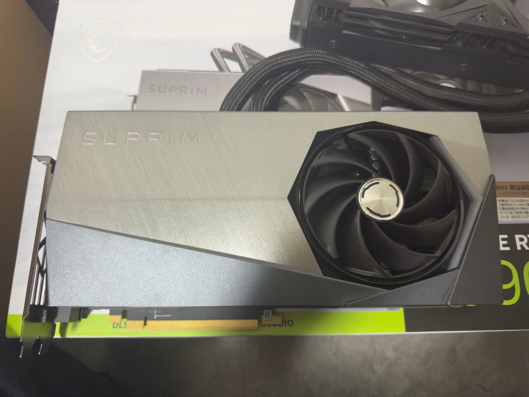 ジャンク　GeForce RTX 4090 SUPRIM 水冷グラフィックボード