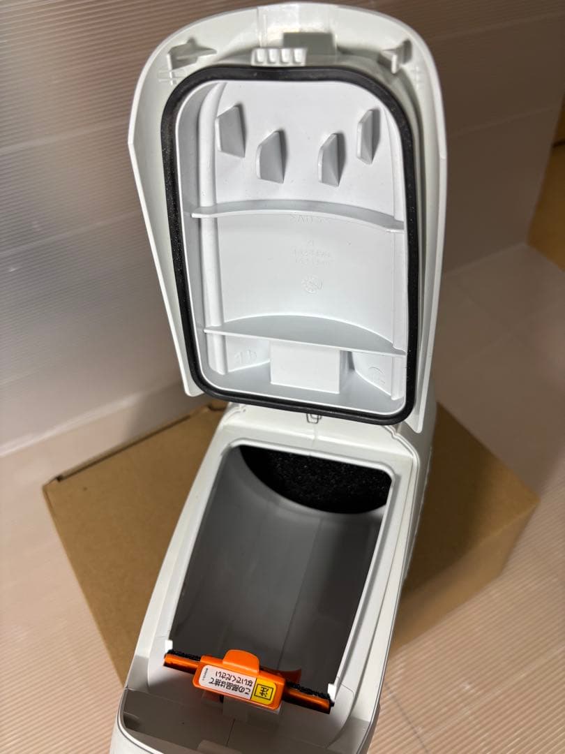 マキタ CL182FD 掃除機 クリーナー バッテリー 充電器　セット