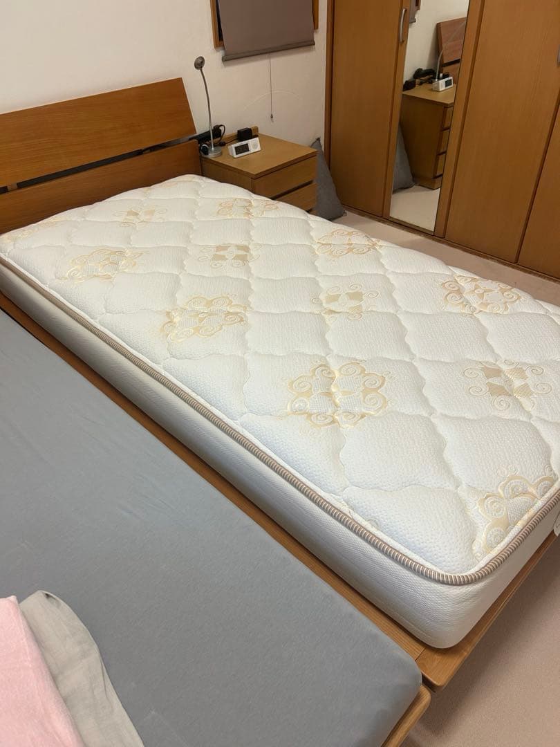 キングスダウン クラウンインペリアル2 大塚家具 シングル　ベッドマット