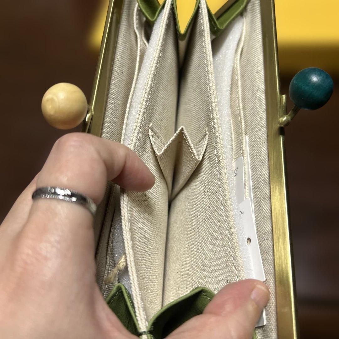 【値下げ】猫デザイン グリーン レザー長財布