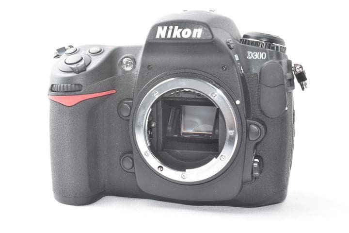 ☆ショット数300回☆ Nikon ニコン D300 ボディ