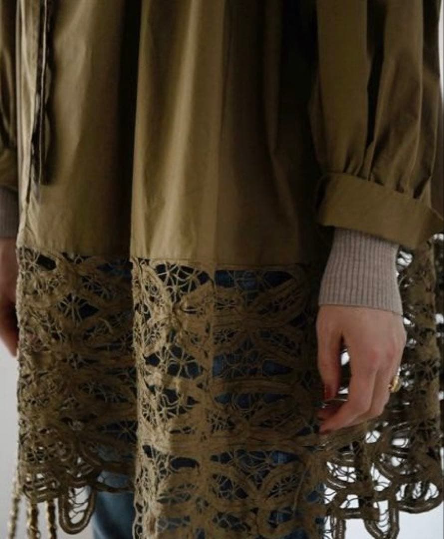 ハグオーワー　バテンレースチャーチチュニックブラウス 新品未使用