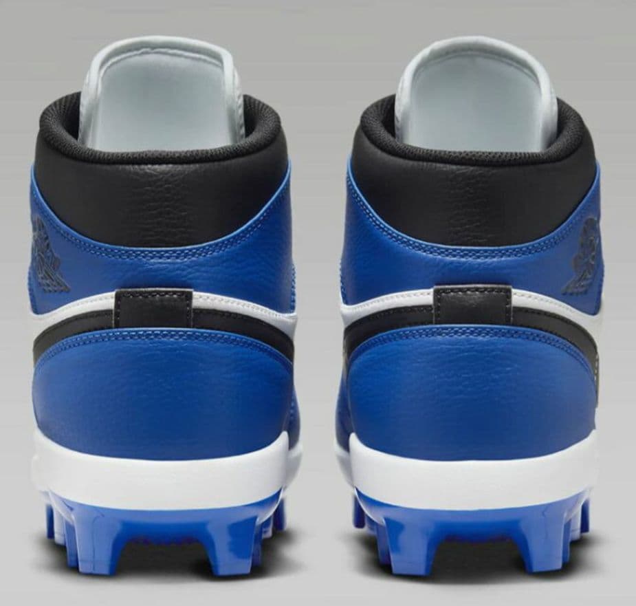 Nike Jordan 1 Retro MCS スパイク