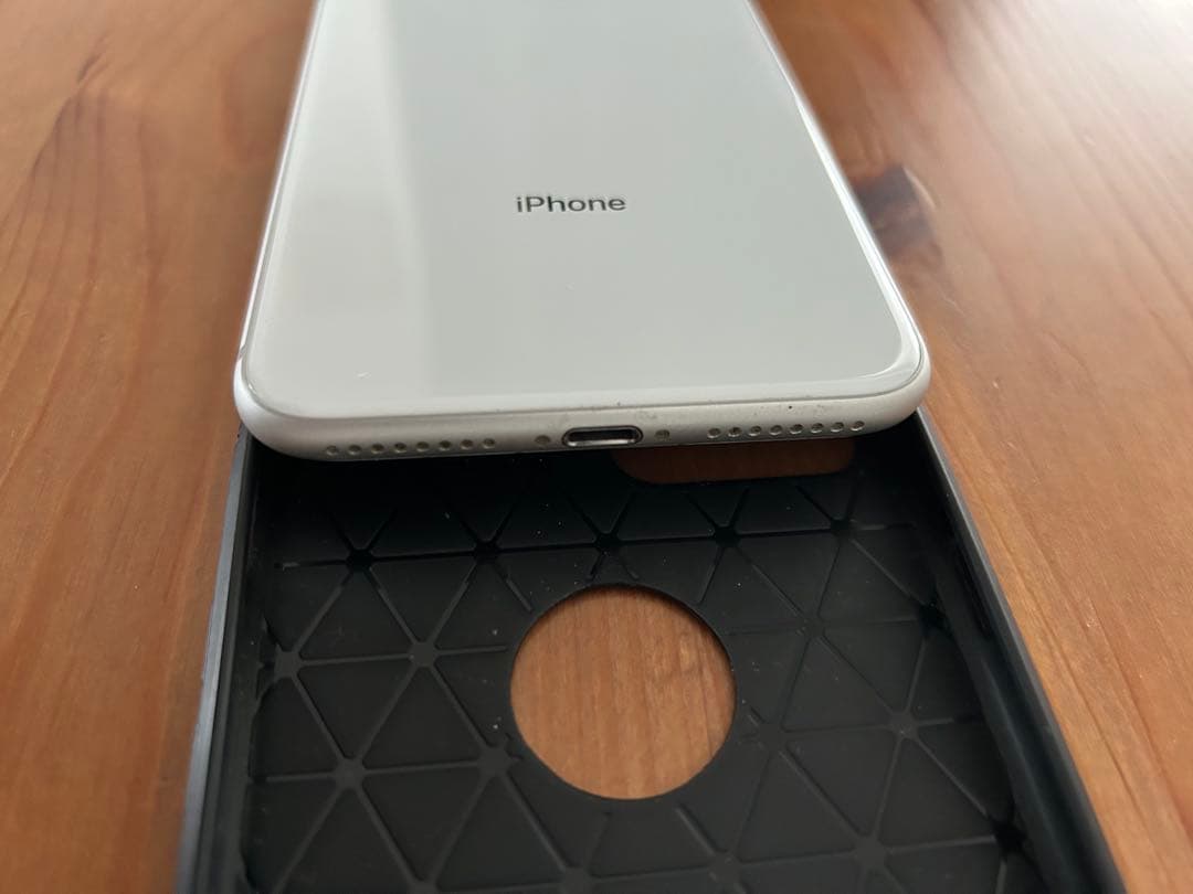 ◼️ セット iPhone 8 Plus ケース + ガラスフィルム SIMフリー