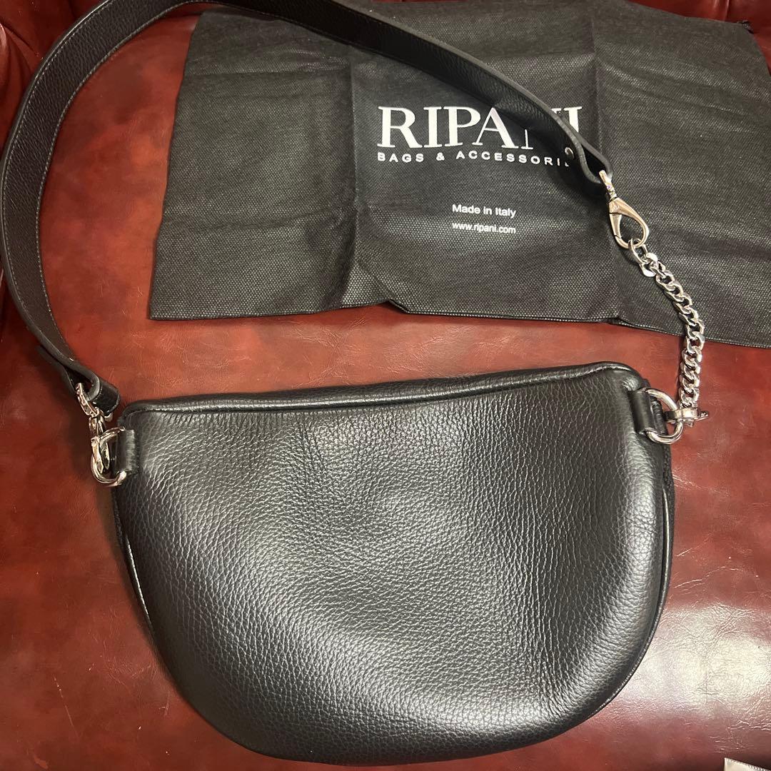 リパーニ　RIPANI ショルダーバッグ　ボディバッグ　ウエストポーチ　本革