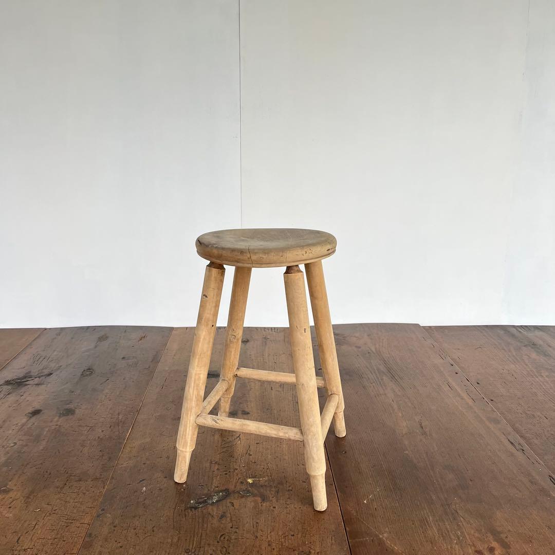 アンティーク スツール 椅子 無垢材 無塗装 シャビー z657