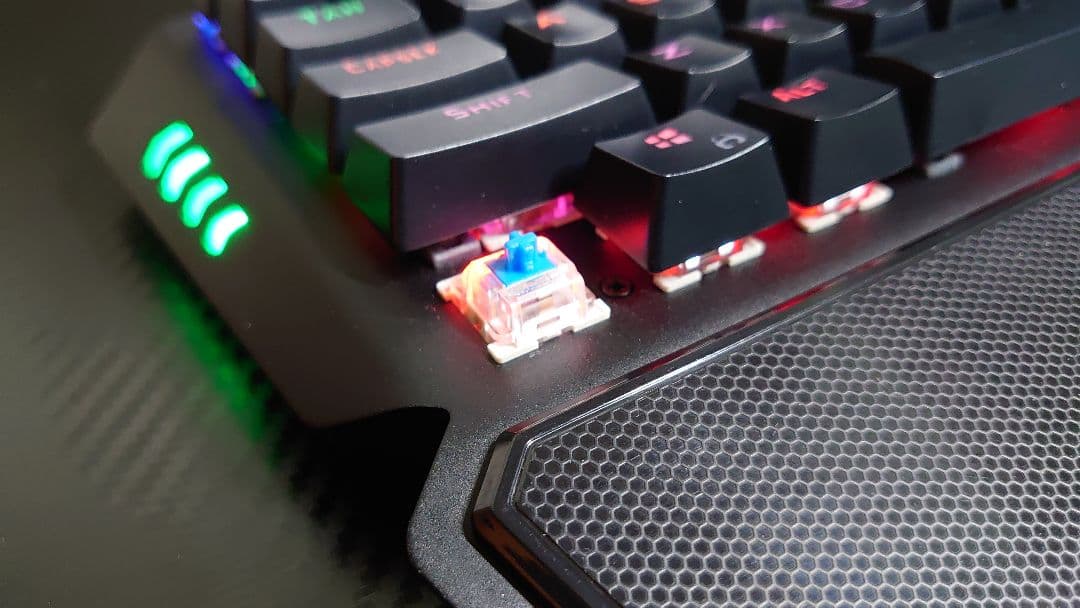 ゲーミングPCフルセット i7 SSD256GB+750GB r9 270