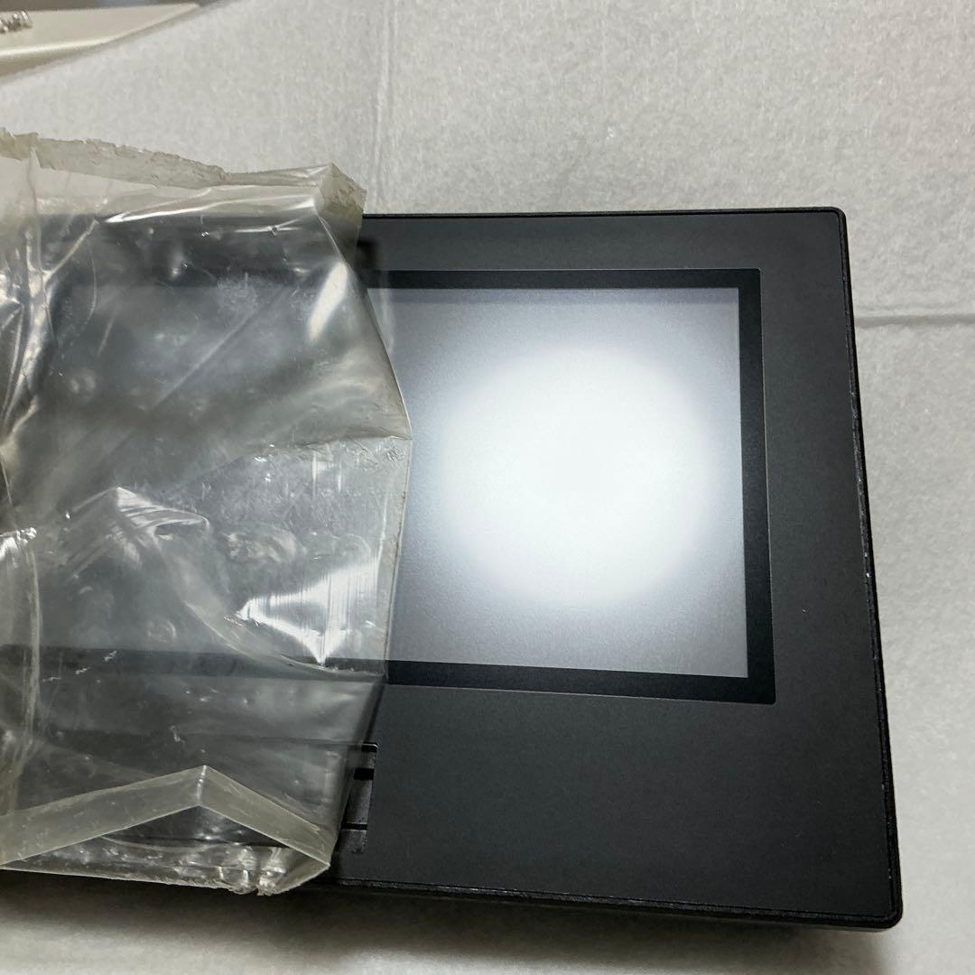 KEYENCE VT5-W07 タッチパネルディスプレイ