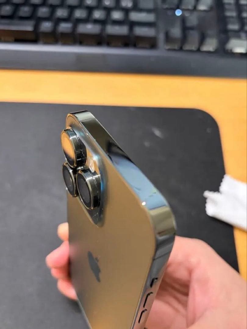 iPhone 13 Pro 256GB グラファイト バッテリー 89%