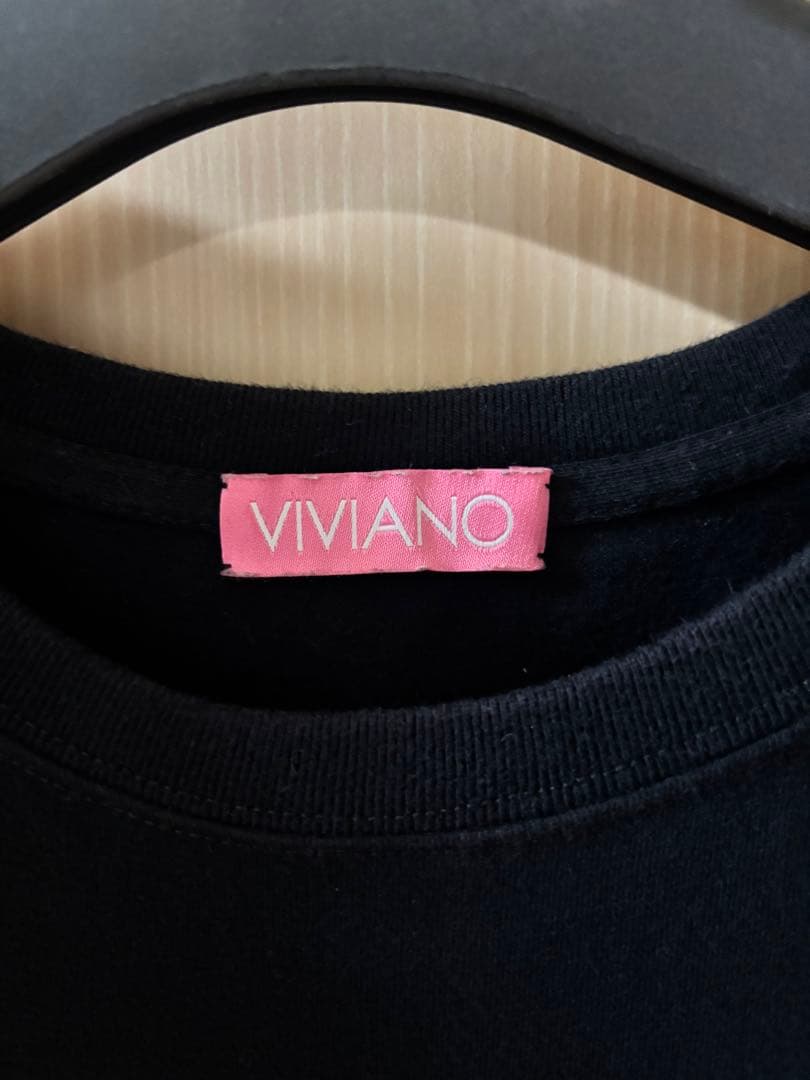 ワンピース VIVIANO Ruffle T-shirt